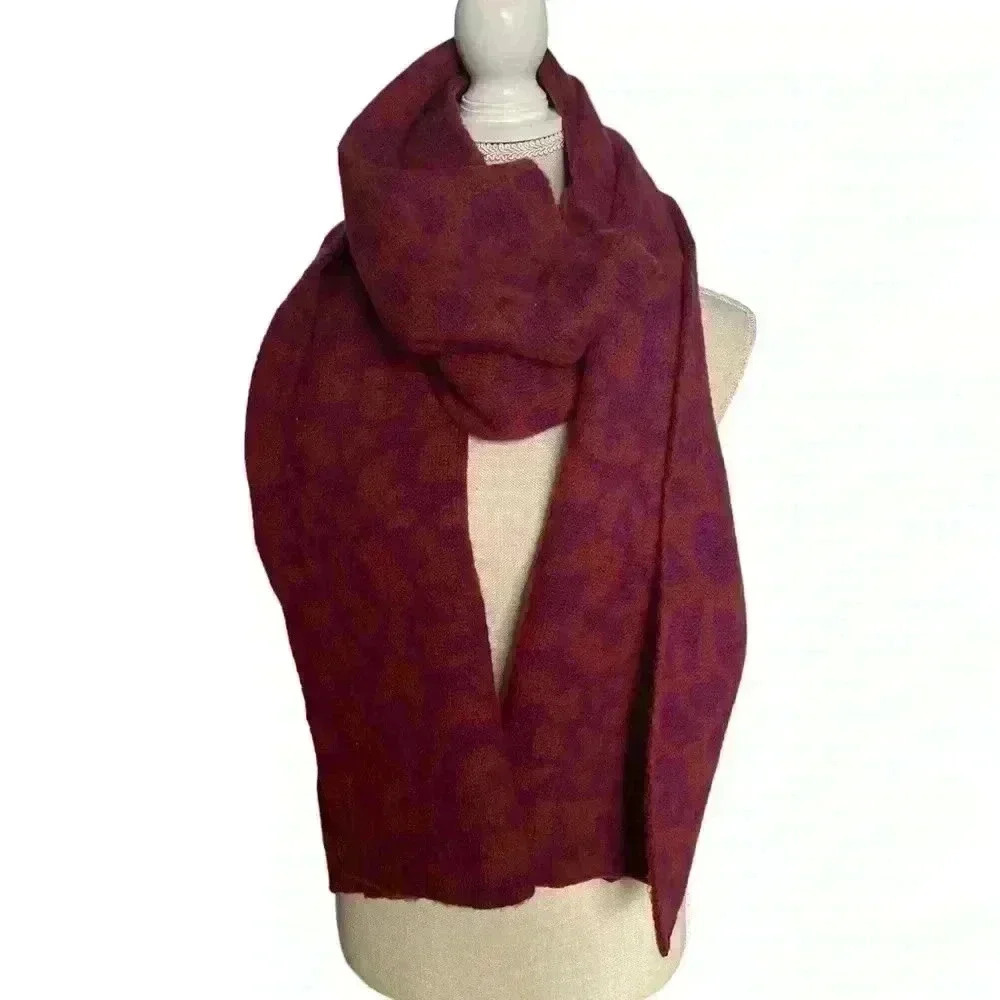 Athleta Morro Cozy Leopard Scarf in Dried Cinnamon - NWT - Picture 3 of 9